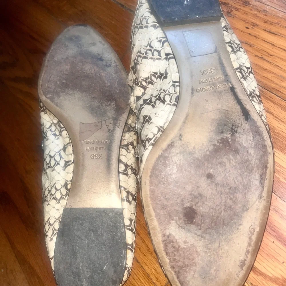 Authentic Dolce & Gabbana Snake Skin Ballet Flats - Picture 7 of 7